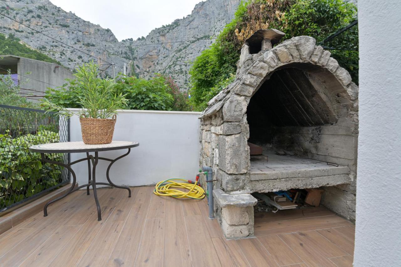 Holiday Home Greystone Omis Bagian luar foto